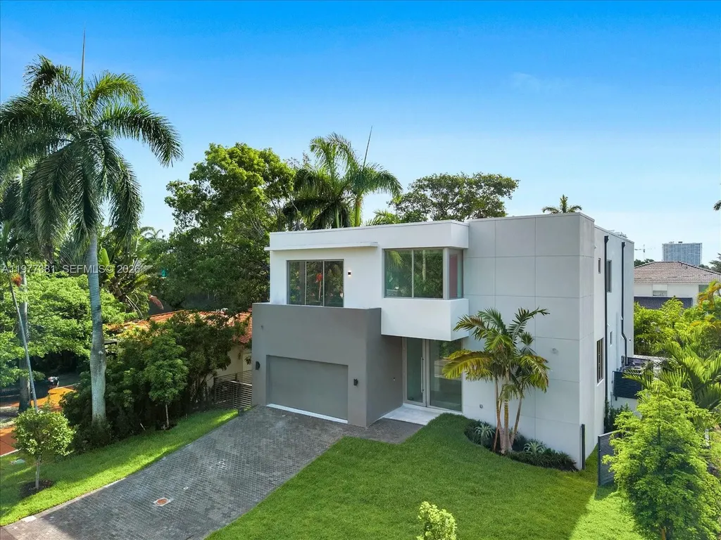 7701 Coquina Drive North Bay Village FL 33141