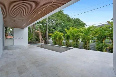 7701 Coquina Drive North Bay Village FL 33141