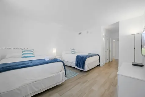 19370 Collins Avenue Sunny Isles Beach FL 33160