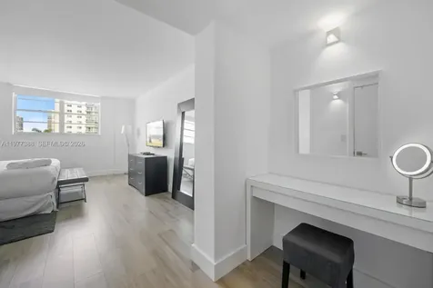 19370 Collins Avenue Sunny Isles Beach FL 33160