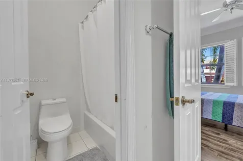 3950 W Hibiscus Street Weston FL 33332