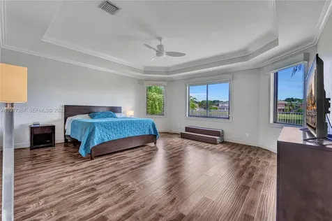 3950 W Hibiscus Street Weston FL 33332