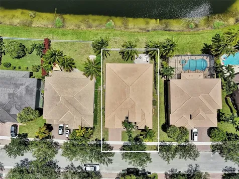 3950 W Hibiscus Street Weston FL 33332