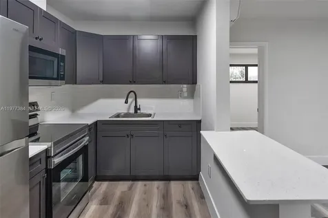 4037 SW 65th Avenue South Miami FL 33155