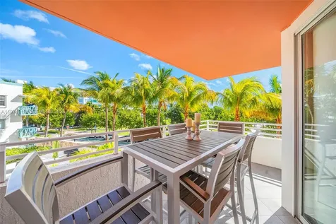 226 Ocean Drive Miami Beach FL 33139