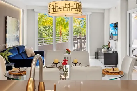226 Ocean Drive Miami Beach FL 33139