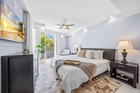226 Ocean Drive Miami Beach FL 33139