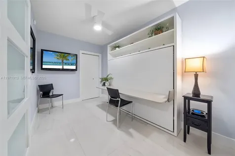 226 Ocean Drive Miami Beach FL 33139