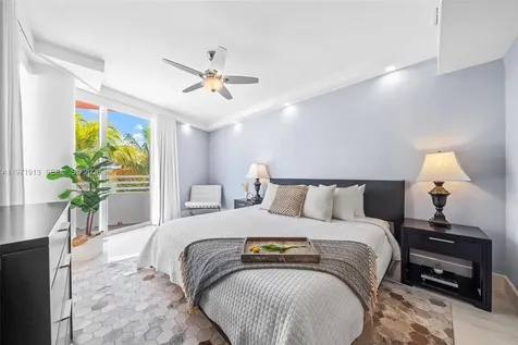 226 Ocean Drive Miami Beach FL 33139