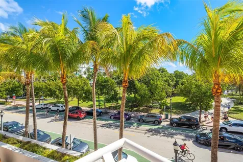 226 Ocean Drive Miami Beach FL 33139