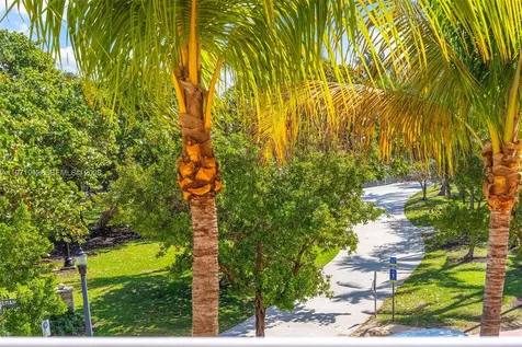 226 Ocean Drive Miami Beach FL 33139