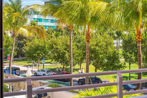 226 Ocean Drive Miami Beach FL 33139