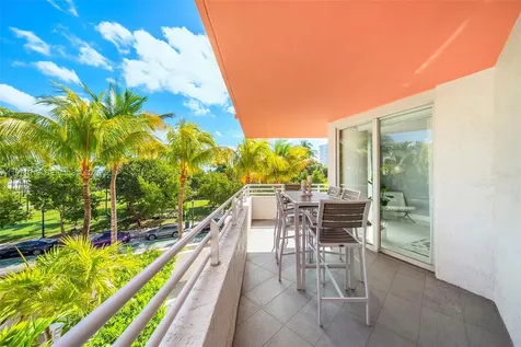 226 Ocean Drive Miami Beach FL 33139