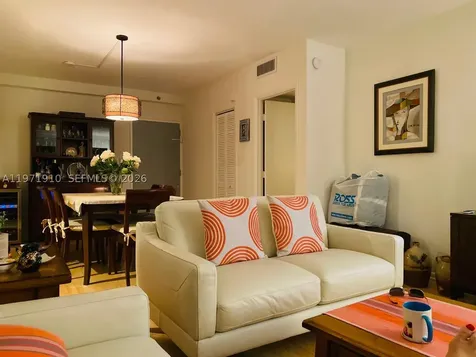 5600 Collins Avenue Miami Beach FL 33140
