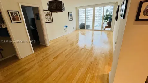 5600 Collins Avenue Miami Beach FL 33140