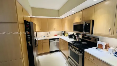 5600 Collins Avenue Miami Beach FL 33140