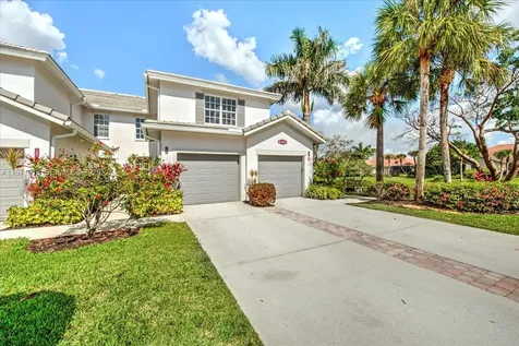 8385 Whisper Trace Lane Apt Naples FL 34114