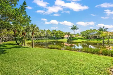 8385 Whisper Trace Lane Apt Naples FL 34114