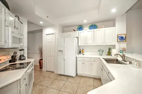 8385 Whisper Trace Lane Apt Naples FL 34114