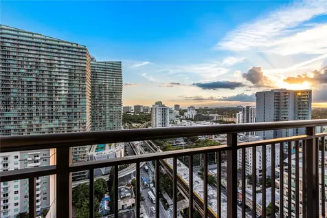 999 SW 1st Avenue Miami FL 33130