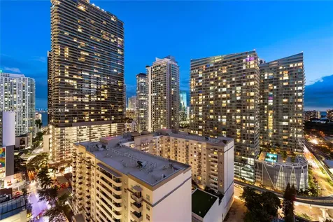 999 SW 1st Avenue Miami FL 33130