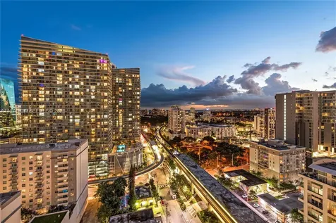 999 SW 1st Avenue Miami FL 33130