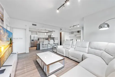 999 SW 1st Avenue Miami FL 33130