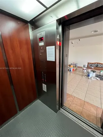 9686 Fontainebleau Boulevard Miami FL 33172