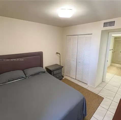 9686 Fontainebleau Boulevard Miami FL 33172