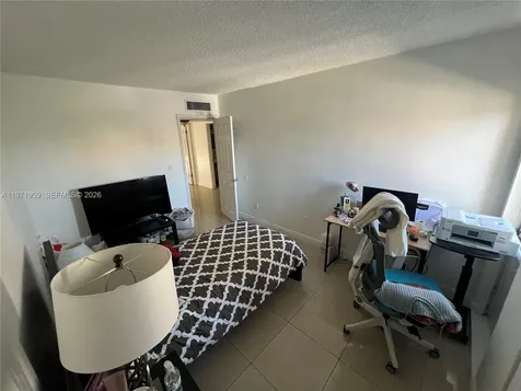 9240 Fontainebleau Boulevard Miami FL 33172