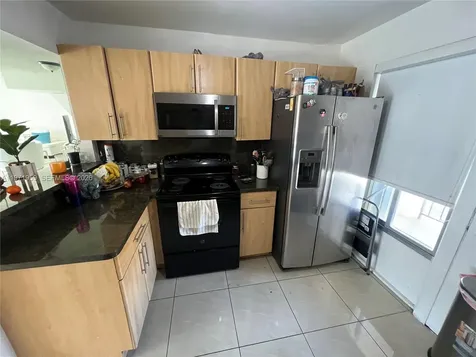 9240 Fontainebleau Boulevard Miami FL 33172