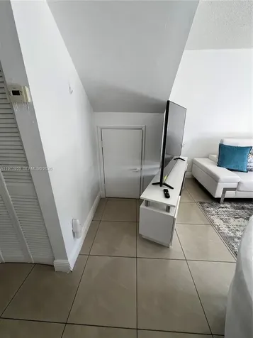 9240 Fontainebleau Boulevard Miami FL 33172