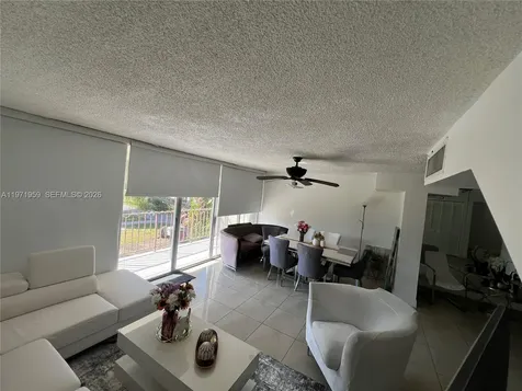9240 Fontainebleau Boulevard Miami FL 33172
