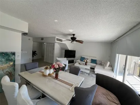 9240 Fontainebleau Boulevard Miami FL 33172
