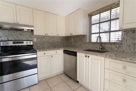 8650 SW 109th Avenue Miami FL 33173