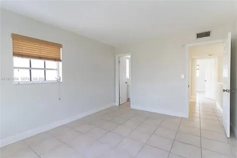 8650 SW 109th Avenue Miami FL 33173