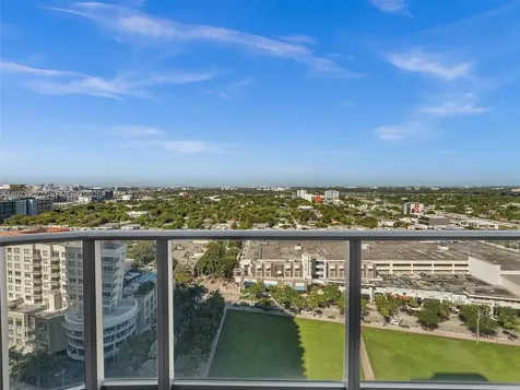 121 NE 34th Street Miami FL 33137
