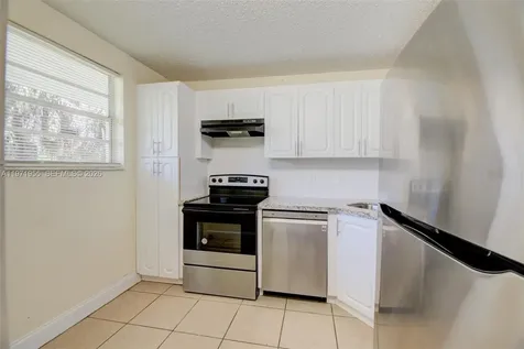 7450 NW 17th Street Plantation FL 33313