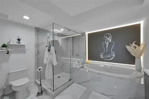 1800 S Ocean Drive Hallandale Beach FL 33009