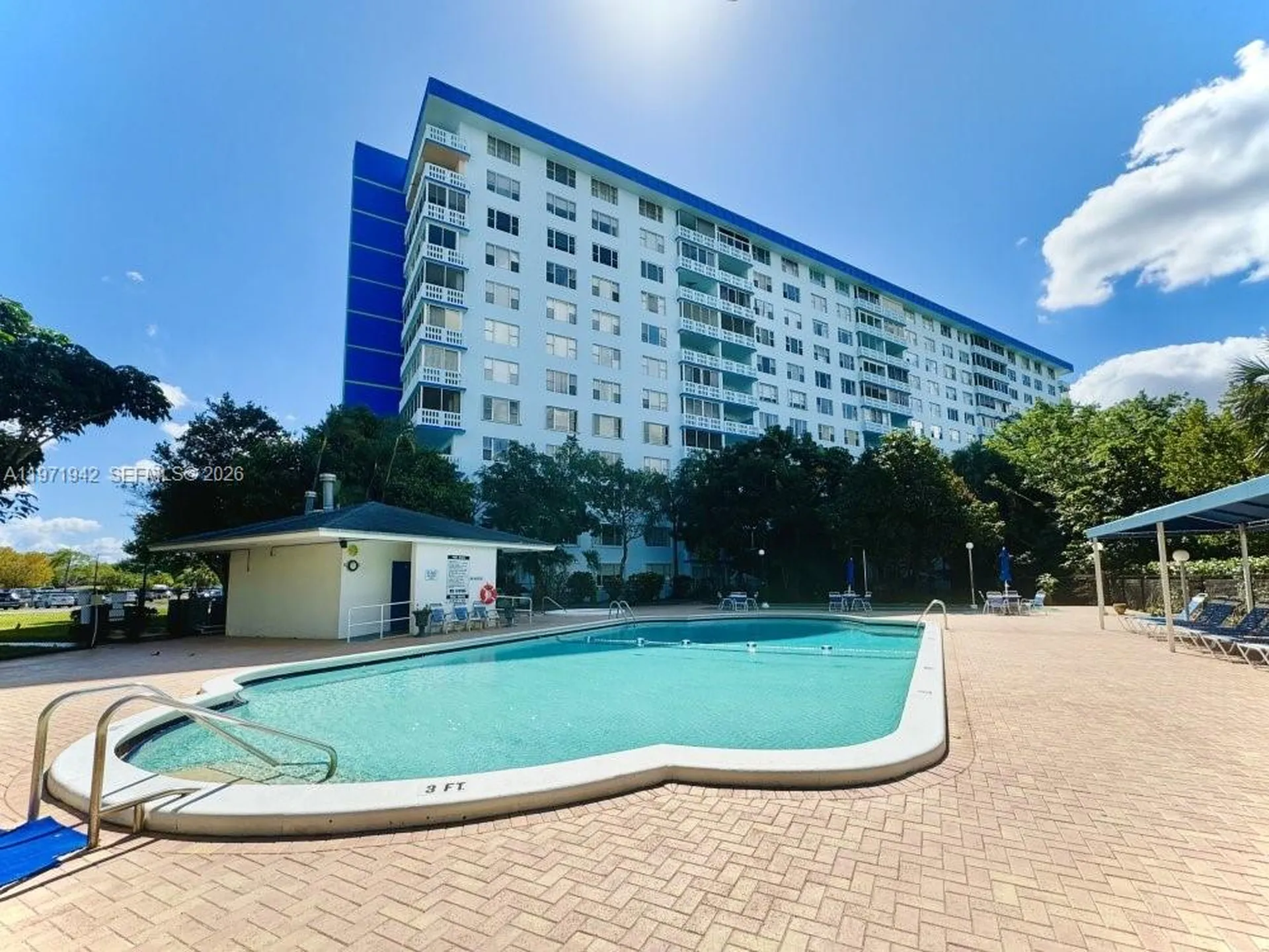 4001 Hillcrest Drive Hollywood FL 33021