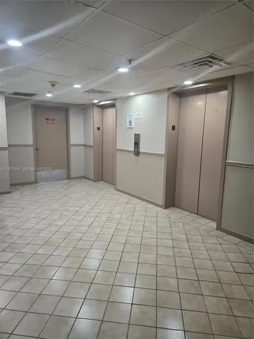 4001 Hillcrest Drive Hollywood FL 33021