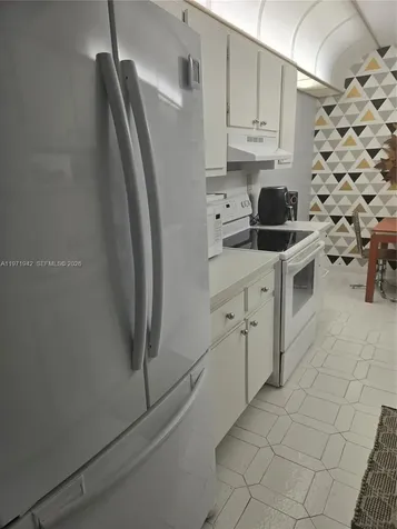 4001 Hillcrest Drive Hollywood FL 33021