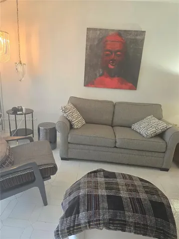 4001 Hillcrest Drive Hollywood FL 33021
