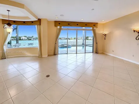 5028 SW 170th Avenue Miramar FL 33027