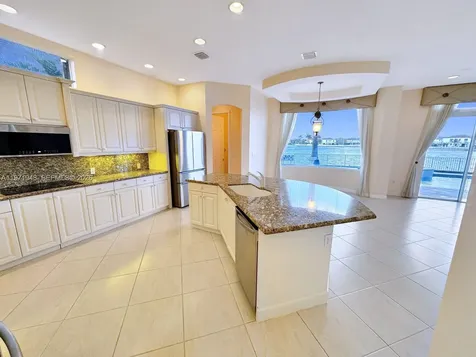 5028 SW 170th Avenue Miramar FL 33027