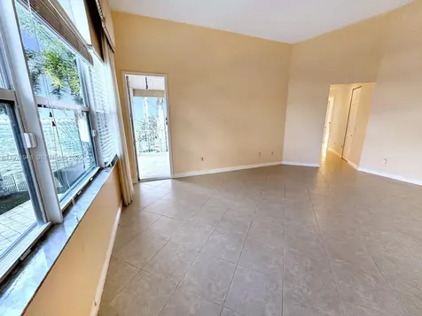 5028 SW 170th Avenue Miramar FL 33027