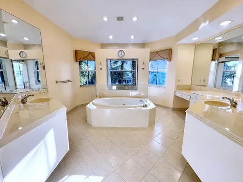 5028 SW 170th Avenue Miramar FL 33027