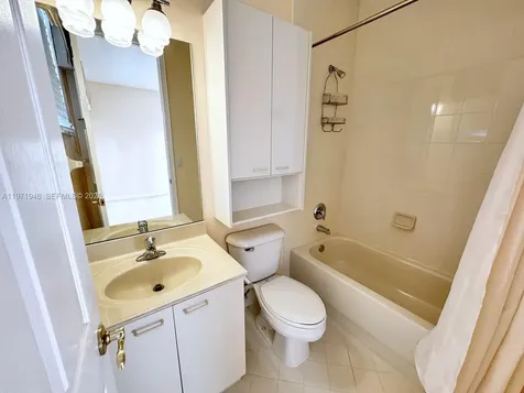 5028 SW 170th Avenue Miramar FL 33027