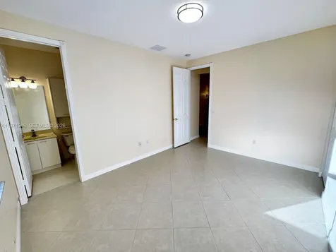 5028 SW 170th Avenue Miramar FL 33027