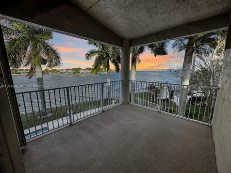 5028 SW 170th Avenue Miramar FL 33027